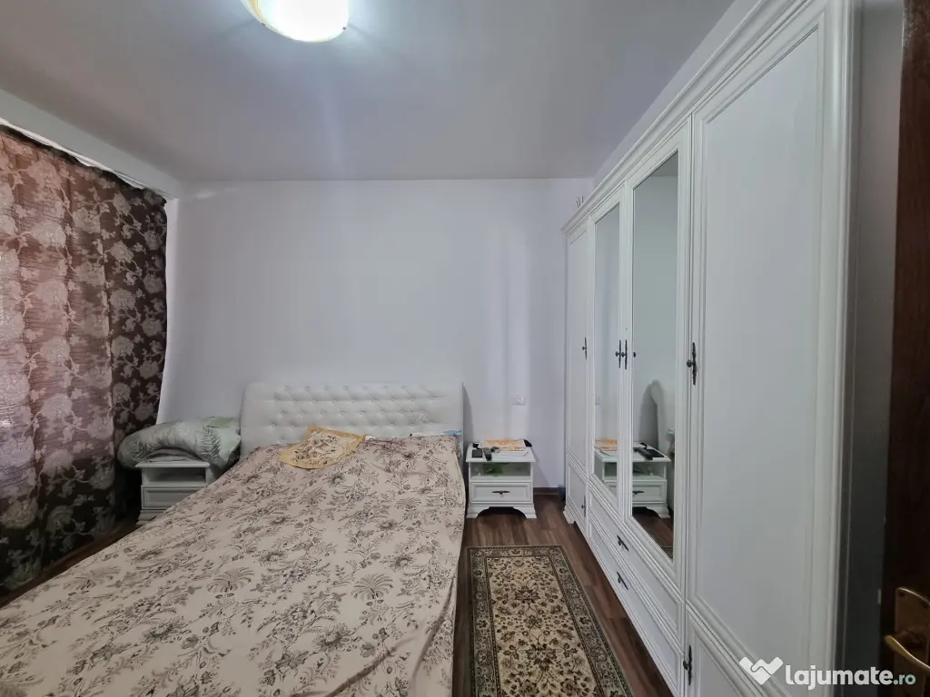 Vilă deosebită- Cartierul CFR Bacău- destinații multiple - Bacau (Bacau)