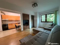 Apartament 2 camere, modern, parcare, A.C, zona: semicentral