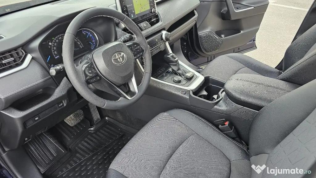 Toyota Rav 4 Hibrid 4x4 an 2021 Rate Credit