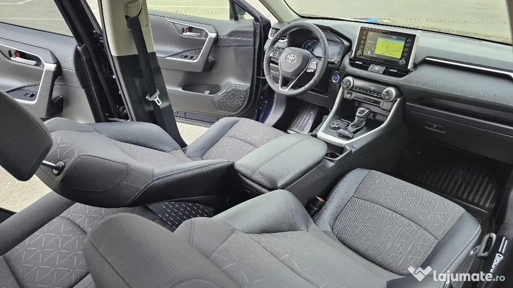 Toyota Rav 4 Hibrid 4x4 an 2021 Rate Credit