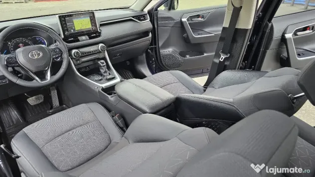 Toyota Rav 4 Hibrid 4x4 an 2021 Rate Credit