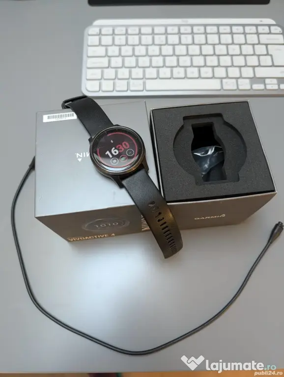 Vand Smartwatch GARMIN Vivoactive 4 45mm