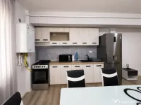 Vând apartament modern cu 2 camere, situat în Baciu, zona Regal