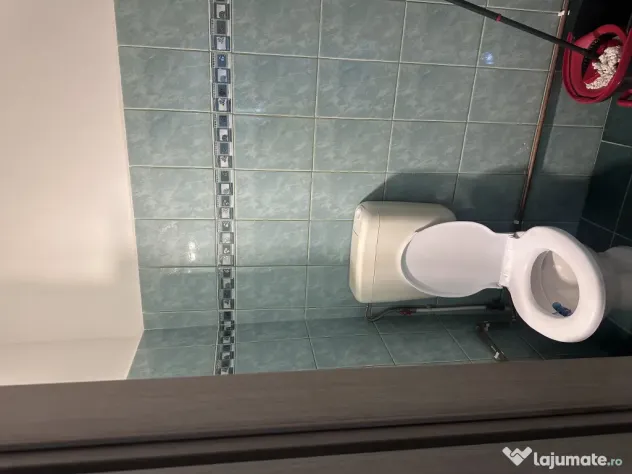 Apartament cu 4 camere pentru închiriat, zona Titan