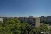 Garsoniera renovata - Metrou Favorit - etaj 9 