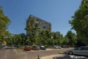 Garsoniera renovata - Metrou Favorit - etaj 9 