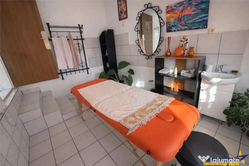 Spatiu premium pentru cabinete sau birouri – Zona semic... - Targu Mures (Mures)