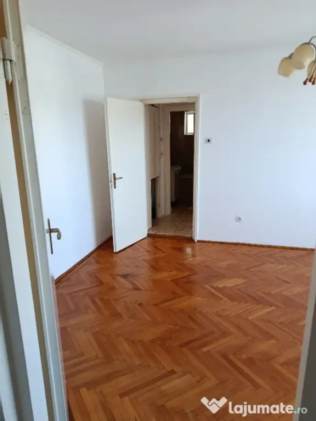 Apartament cu 2 camere str Herculane