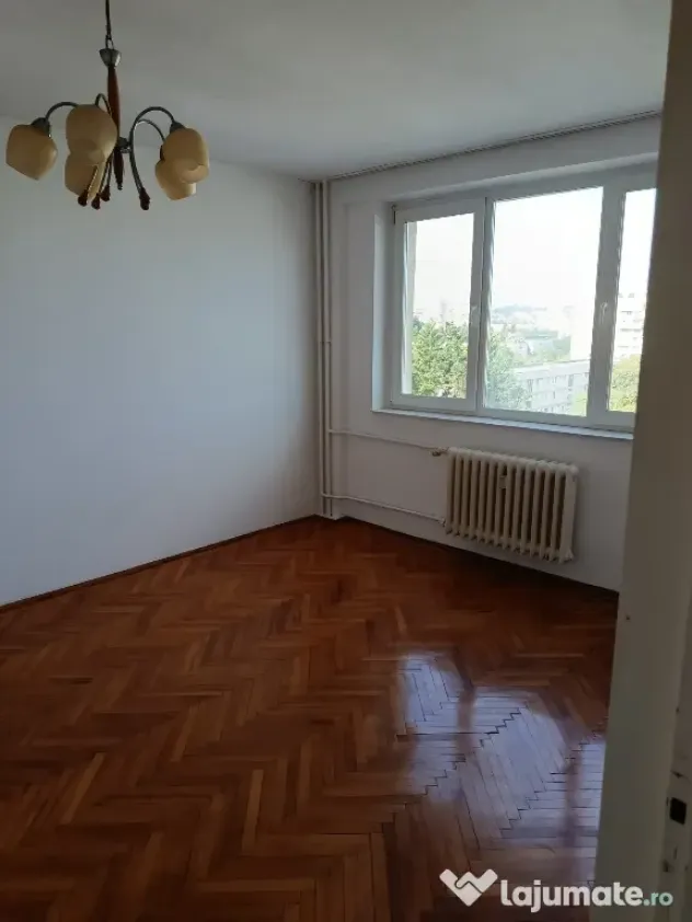 Apartament cu 2 camere str Herculane
