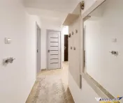 Un colt de liniste in Racadau, decomandat si gata de mutat, 