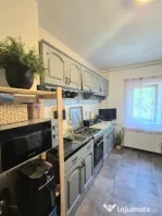 Dambovita - 2 Camere - Etaj 2 - Bloc Izolat