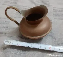 Ulcior miniatural cafetiera mica de cupru 6-7 cm.
