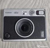 Fujifilm Instax Mini Evo - Negru nou