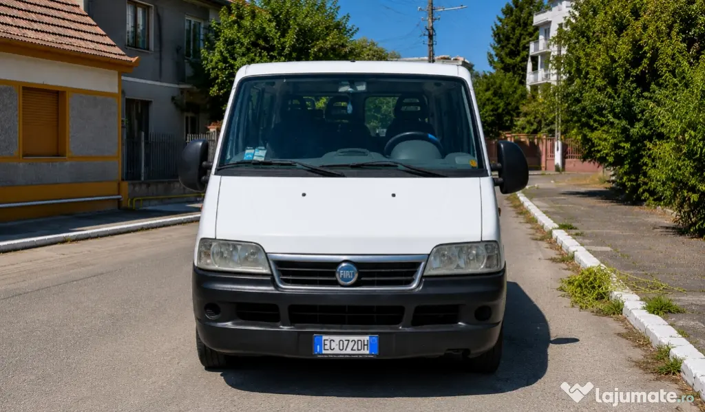 Fiat Ducato 2.0 JTD 9 Locuri An 2006
Panorama