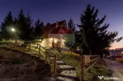 Pensiune/Cabana de vanzare Marisel | 3.012 mp | Business ... 