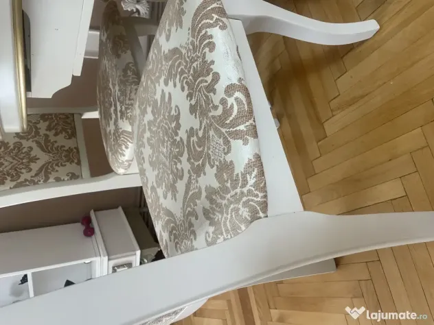 Set masa cu 4 scaune