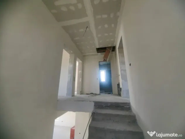 Casa cu 4 camere, in zona Chinteni - Chinteni (Cluj)