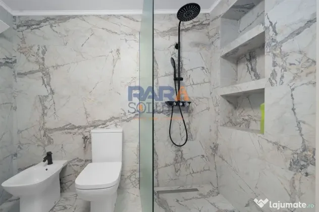Ocazie rară: Casă în zona Spitalului Municipal Roman - Roman (Neamt)