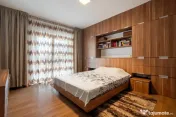 Avrig - Parc Obor, apartament 3 camere, 2 băi, etaj 4, bloc 