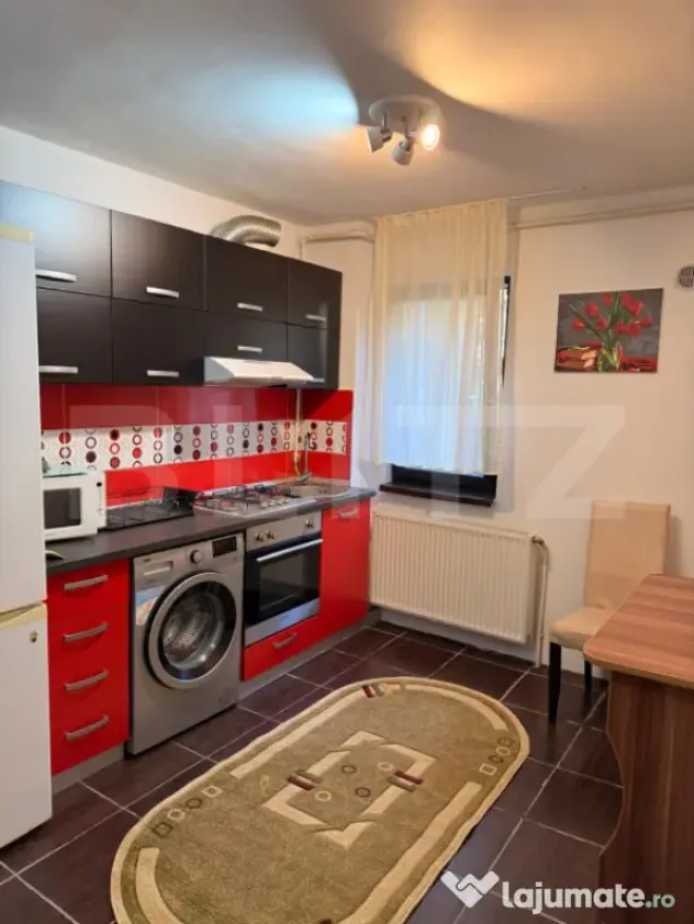 Apartament 2 camere, semidecomandat, confort 1, parter, balc - Brasov (Brasov)