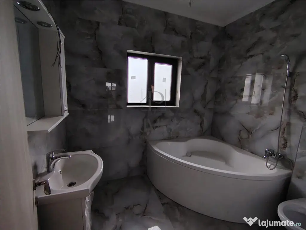 DUPLEX | 4 DORMITOARE | 3 B#258;I | MO#536;NI#538;A NOU#258; - Mosnita Noua (Timis)
