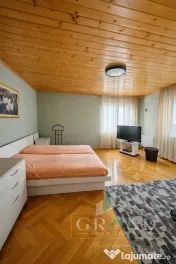 Casă individuală| 200 mp utili | 5 camere | Curte | 2 parc 