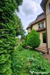 Casă individuală| 200 mp utili | 5 camere | Curte | 2 parc 