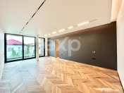 Vila superba de vanzare- 6 camere-cartier privat-Iancu Nicol 