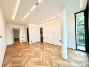 Vila superba de vanzare- 6 camere-cartier privat-Iancu Nicol 