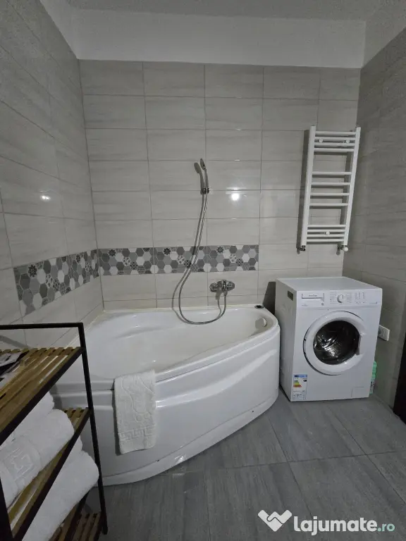 Apartment de închiriat 2 camere/Militari Residence