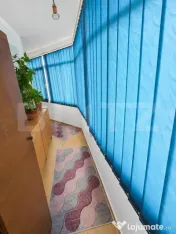 Oportunitate în Micro 12! Apartament decomandat cu 2 camere 