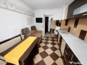 Oportunitate în Micro 12! Apartament decomandat cu 2 camere 