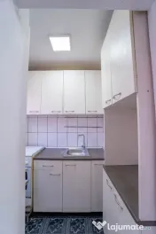 Dristor, LIDL, an 1987, garsoniera la parter, cu balcon