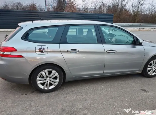 Peugeot 308 SW 1.2 benzina - Chiajna (Bucuresti-Ilfov)