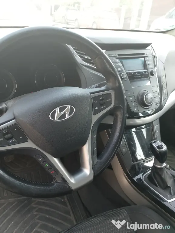 Hyundai I40, 1,6 benzină