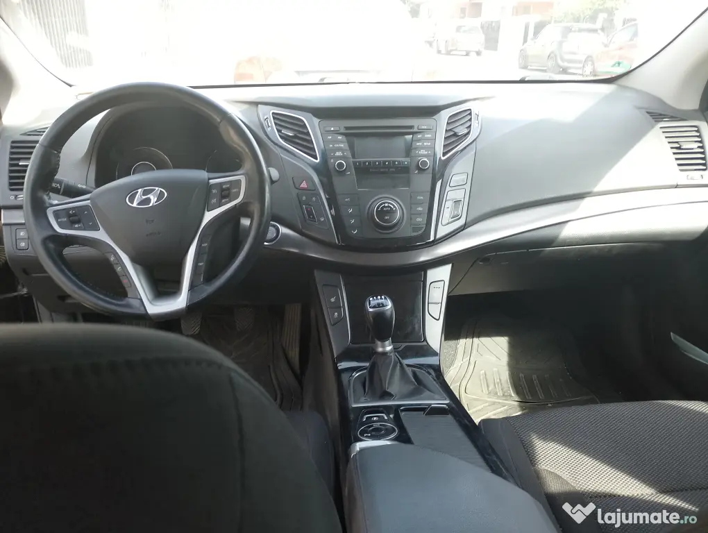 Hyundai I40, 1,6 benzină