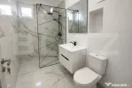 Apartament 3 camere,2 balcoane,pod,pivnita,parcare,etaj 2,zo