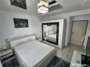 Apartament cu 2 camere decomandate balcon si loc de parcare 