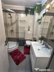 Apartament cu 2 camere decomandate balcon si loc de parcare 