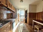 Apartament 2 camere decomandate, strada Primaverii 