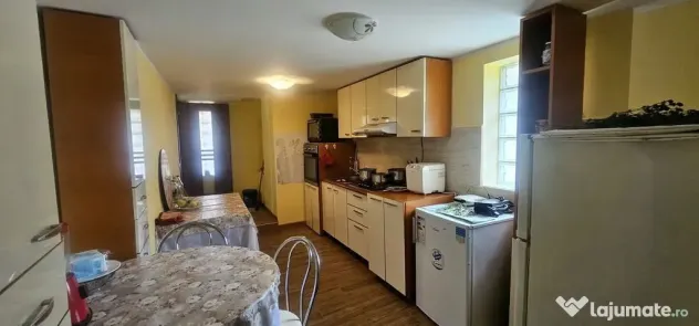 Casa Vânători, 140 mp, teren 1550 mp, toate utilitățile - Vanatori (Galati)