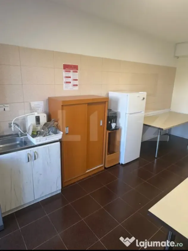 Spațiu de Birouri în Clădire P+2 | Bulevard Principal | - Timisoara (Timis)