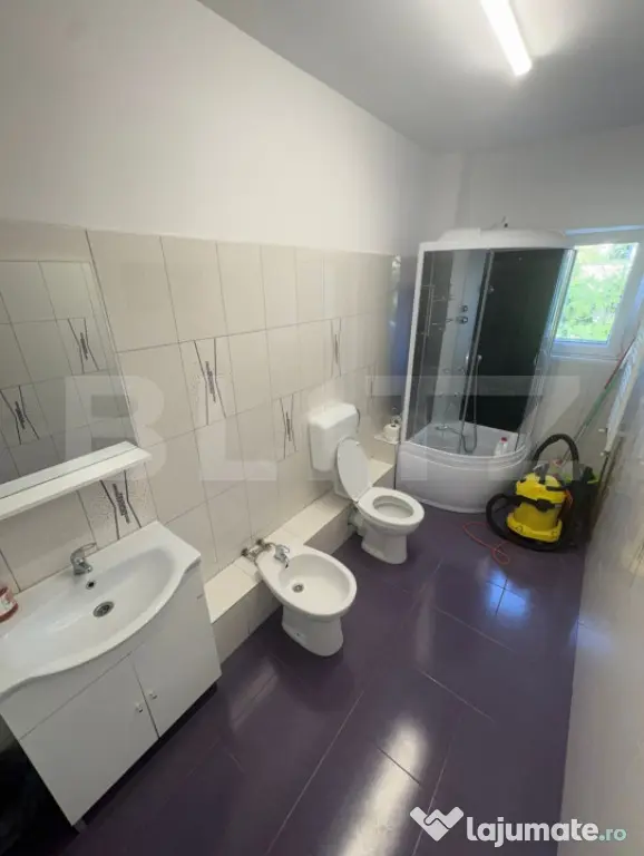 Spațiu de Birouri în Clădire P+2 | Bulevard Principal | - Timisoara (Timis)