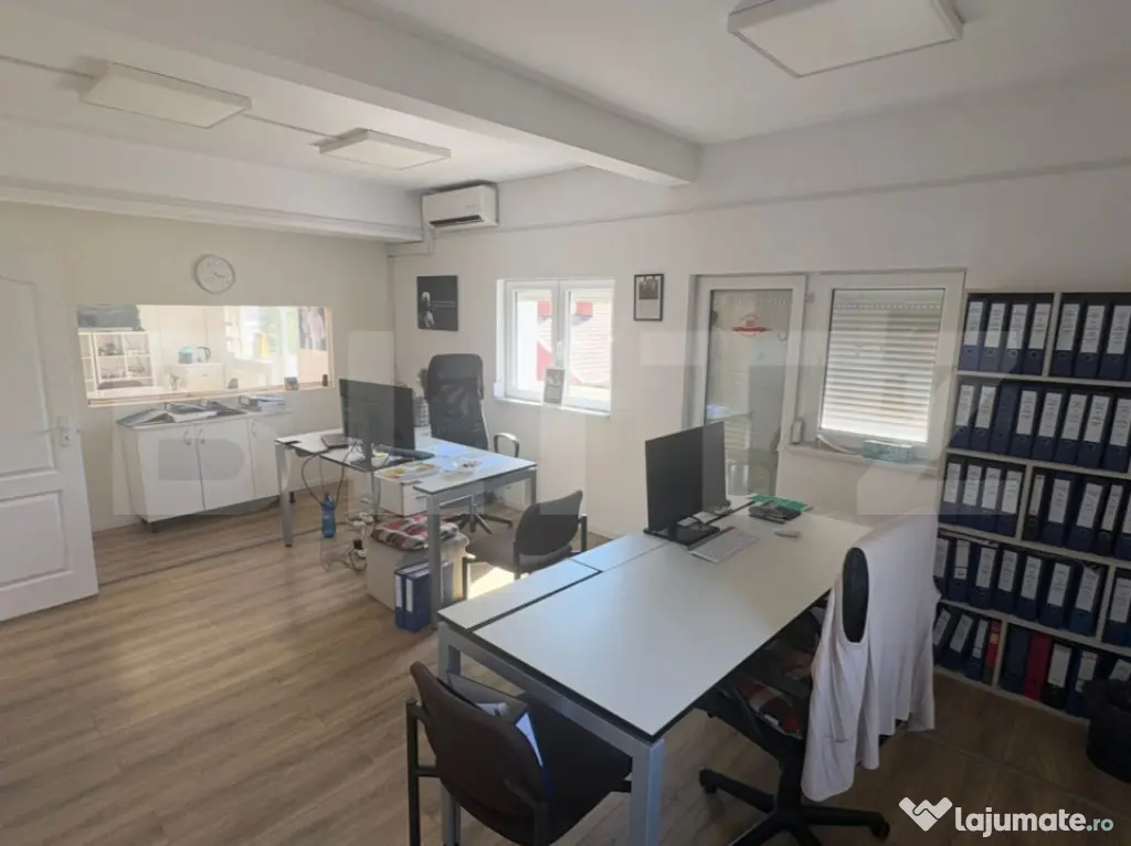 Spațiu de Birouri în Clădire P+2 | Bulevard Principal | - Timisoara (Timis)