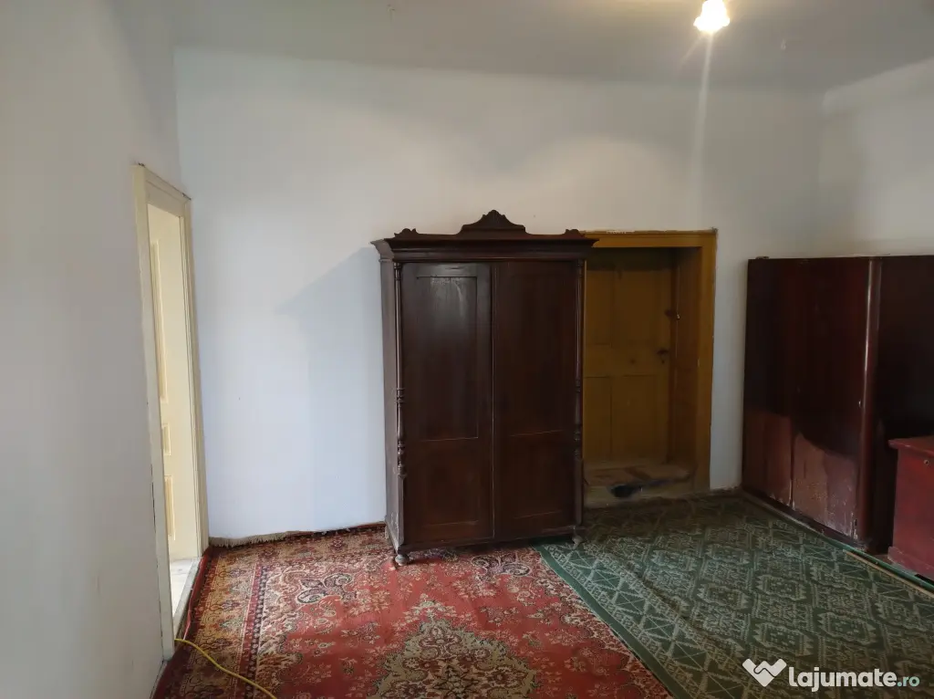 Casa de vânzare