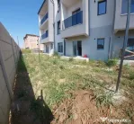 Garsoniera decomandata, 33 mp si curte aprox 40 mp-Magurele