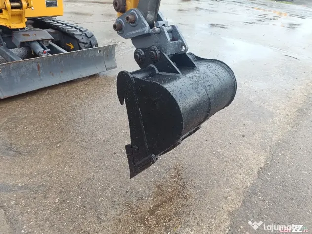 Miniexcavator XCMG XE20E, 2024, 2 tone - Negresti Oas (Satu-Mare)