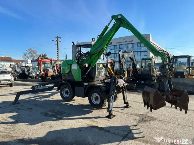 Excavator pe roți Hansa APZ531, 2003, 7,2 tone - Negresti Oas (Satu-Mare)