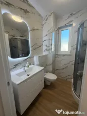 Apartament 3 camere , prima inchiriere, Radauti