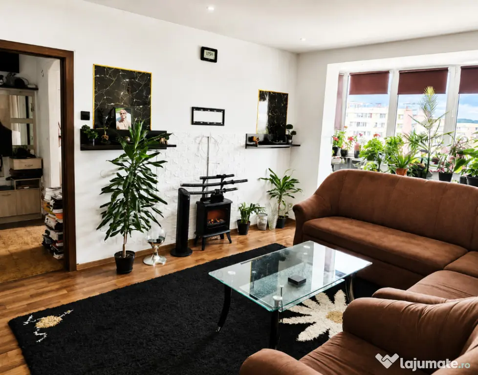 Apartament semidecomandat, confort 1, mobilat, utilat, zona Astra! - Brasov (Brasov)